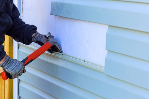 Reliable Emergency Siding Repair contractor in Williamsburg, KY by Creative Siding